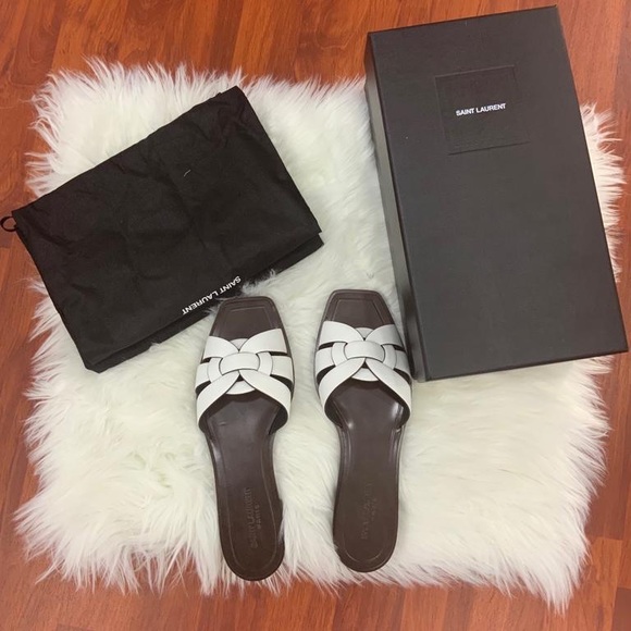 ❗️SOLD❗️Saint Laurent Tribute Flat Sandals - Picture 4 of 6